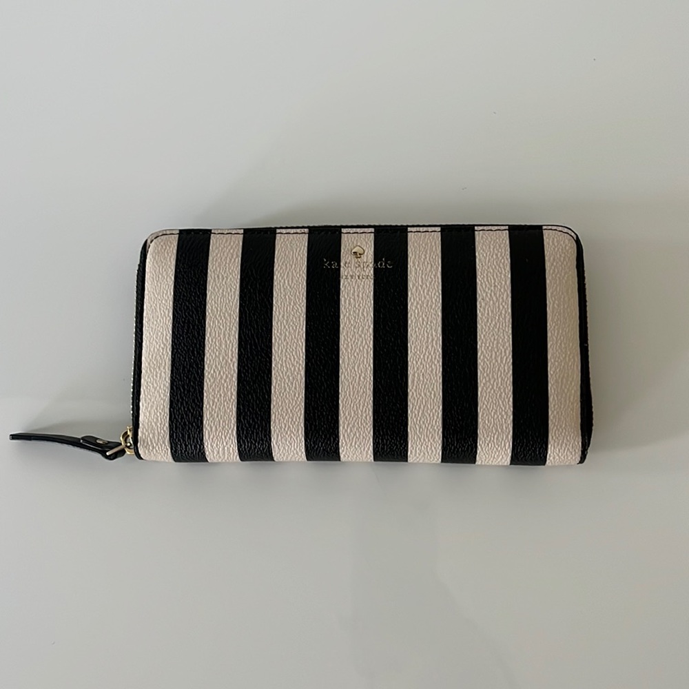 KATE SPADE striped zipper wallet
